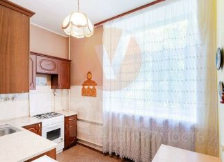 Продаю 1-комнатную квартиру, 37 м2, Омск, улица Печникова, 52