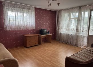 Сдаю 2-ком. квартиру, 56 м2, Кисловодск, Широкая улица, 32