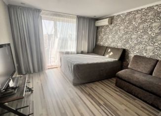 Сдается трехкомнатная квартира, 80 м2, Самара, проспект Ленина, 3