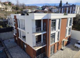 1-ком. квартира в аренду, 30 м2, Сочи, Бакинская улица, 16/2, микрорайон Верхнеимеретинская Бухта