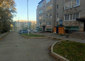 Торговая площадь в аренду, 175 м2, поселок городского типа Первомайский, квартал Микрорайон, 18