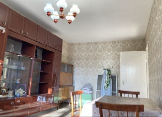 Аренда 3-ком. квартиры, 60 м2, Иркутск, Трудовая улица, 49