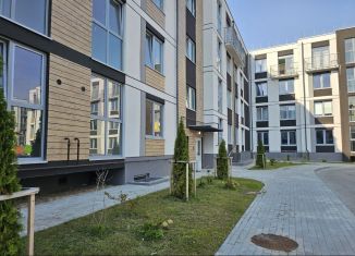 Продажа 1-комнатной квартиры, 36 м2, Калининград, улица Сержанта Мишина, 81к2