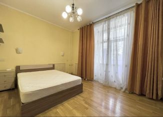 Сдам в аренду 2-ком. квартиру, 50 м2, Ярославль, улица Пушкина, 18