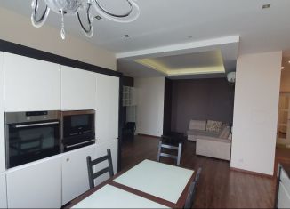 Продам трехкомнатную квартиру, 105.3 м2, Москва, Первомайская улица, 42к3