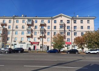 Продаю 3-комнатную квартиру, 73 м2, Удмуртия, улица Гагарина, 27