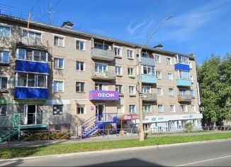 Продаю 2-комнатную квартиру, 44.3 м2, Кирово-Чепецк, проспект Мира, 35