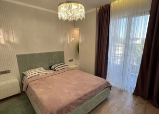 Сдается 2-ком. квартира, 38 м2, Сочи, Дагомысская улица, 27