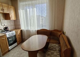 Сдается в аренду 2-ком. квартира, 54 м2, Старый Оскол, микрорайон Рудничный, 16