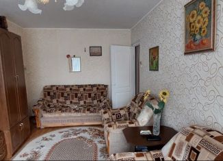 Продажа 2-комнатной квартиры, 53.5 м2, Псковская область, улица Ленина, 30