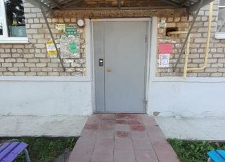 Трехкомнатная квартира на продажу, 58 м2, Артёмовский, Первомайская улица, 51