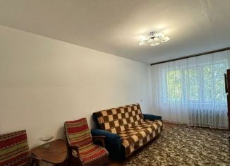 Продается 3-ком. квартира, 62 м2, Армавир, улица Советской Армии, 18А