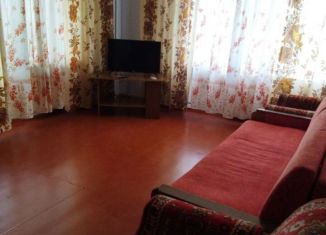 Сдается 2-ком. квартира, 50 м2, Евпатория, улица Полупанова, 42