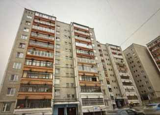 Продаю 4-комнатную квартиру, 113.4 м2, Екатеринбург, Чкаловский район, улица Прониной, 121