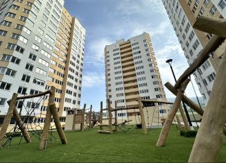 Продается двухкомнатная квартира, 65 м2, Ялта, улица Кирова, 155Ак1