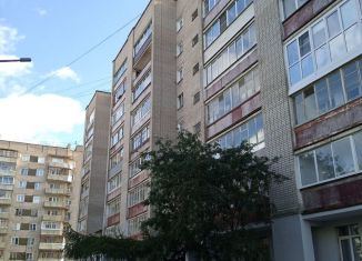 Продажа 2-комнатной квартиры, 46.5 м2, Киров, улица МОПРа, 99