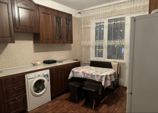 1-комнатная квартира в аренду, 36 м2, Каспийск, улица Ленина, 78А