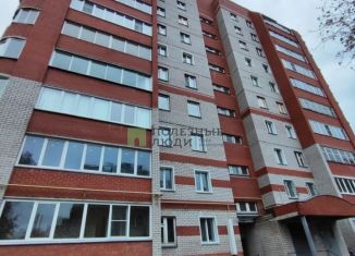 Продам 3-ком. квартиру, 79 м2, Киров, улица МОПРа, 25к2