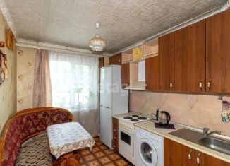 3-комнатная квартира на продажу, 65 м2, Тюмень, Центральный округ, улица Газовиков, 25