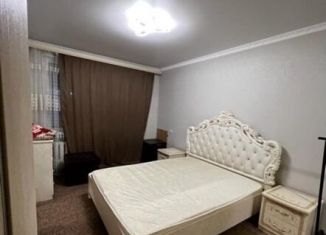 Сдам 2-ком. квартиру, 50 м2, Нальчик, улица Ватутина, 29, район Горная