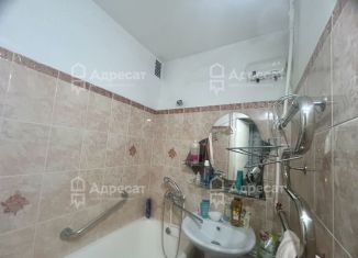 Продам 3-комнатную квартиру, 61 м2, Волгоград, улица Кирова, 149, Кировский район