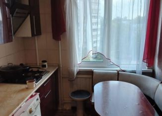 Сдаю 2-ком. квартиру, 50 м2, Санкт-Петербург, Краснопутиловская улица, 71