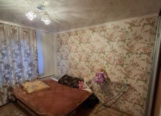 Сдаю 1-комнатную квартиру, 32 м2, Коломна, улица Калинина, 34