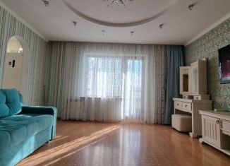 Сдача в аренду 2-ком. квартиры, 60 м2, Северск, улица Победы, 2