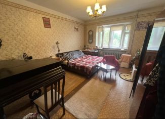 Сдам 4-комнатную квартиру, 113 м2, Тюмень, улица Кирова, 46