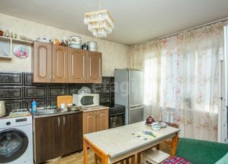 Трехкомнатная квартира на продажу, 49.1 м2, Кемерово, Октябрьский проспект, 85