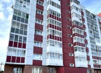 Сдам в аренду 1-комнатную квартиру, 38 м2, Иркутск, Алмазная улица, 11