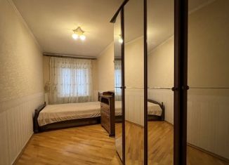 Сдам в аренду 2-ком. квартиру, 47 м2, Кисловодск, Широкая улица, 21