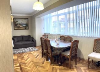 Продажа 3-ком. квартиры, 68 м2, Владикавказ, Бородинская улица, 5