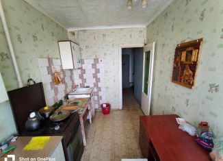 Сдается в аренду комната, 18 м2, Волжский, проспект имени Ленина, 373