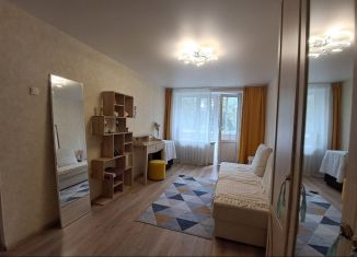 Сдается 1-ком. квартира, 43.5 м2, Москва, Аминьевское шоссе, 14к1
