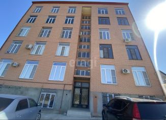 Продам 1-комнатную квартиру, 46 м2, Махачкала, улица Сарир, 24