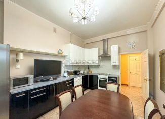 Продажа 4-комнатной квартиры, 125 м2, Москва, метро Аэропорт, Ленинградский проспект, 62