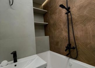 Продажа 3-ком. квартиры, 60 м2, Сочи, Пластунская улица, 123, микрорайон Заречный