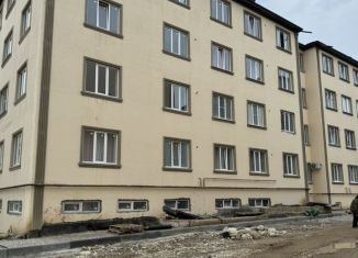 Продаю 2-комнатную квартиру, 68.6 м2, Нальчик, Солнечная улица, 10к1, район Горная