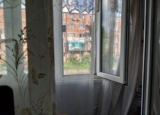 Продается 1-комнатная квартира, 30 м2, Владикавказ, проспект Коста, 296к3, 4-й микрорайон