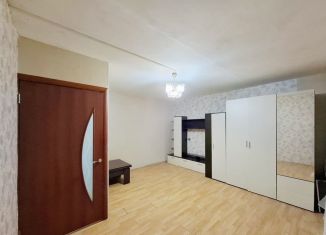 Продам 1-ком. квартиру, 34 м2, Крымск, улица Слободка, 166