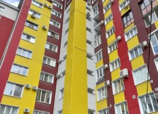 Продаю 3-ком. квартиру, 73.3 м2, Приморский край, бульвар Энтузиастов, 12к2