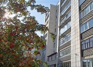 Продажа 3-ком. квартиры, 60.8 м2, Екатеринбург, улица Энгельса, 38, метро Геологическая