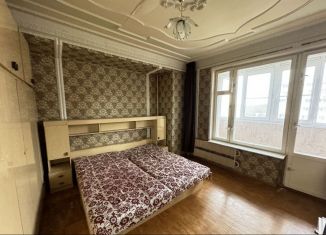 Сдача в аренду 3-ком. квартиры, 78 м2, Кисловодск, проспект Победы, 130