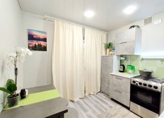 Продается 2-комнатная квартира, 50 м2, Бабаево, улица Гайдара, 12В