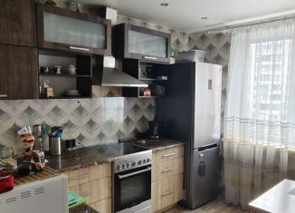 Продажа 2-комнатной квартиры, 57 м2, Братск, Советская улица, 11