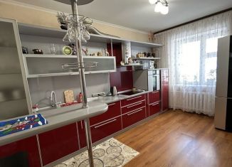 Сдается в аренду 3-ком. квартира, 100 м2, Тюмень, улица Пермякова, 74, ЖК Домостроитель