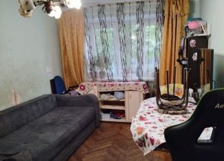 Продаю 3-ком. квартиру, 54 м2, Владикавказ, Автобусный переулок, 12