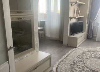 Сдается 2-комнатная квартира, 70 м2, Курская область, улица Домостроителей, 17