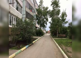 Продается 2-комнатная квартира, 52 м2, посёлок городского типа Новый, Первомайская улица, 4